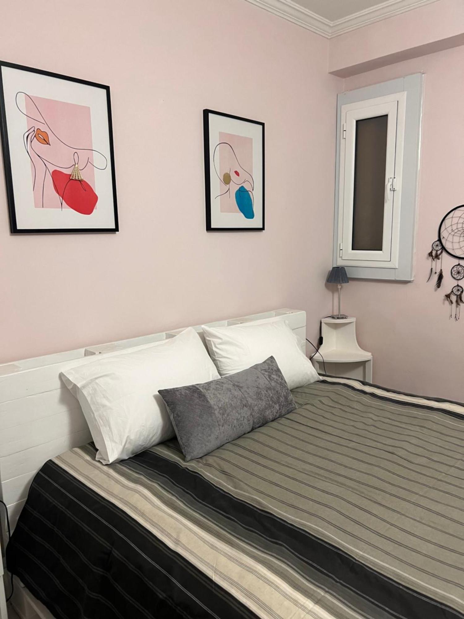 Cozy Apartment In Neos Kosmos Atenas Exterior foto